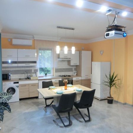 Pilis Apartman Piliscsaba Luaran gambar