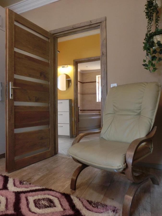Pilis Apartman Piliscsaba Luaran gambar