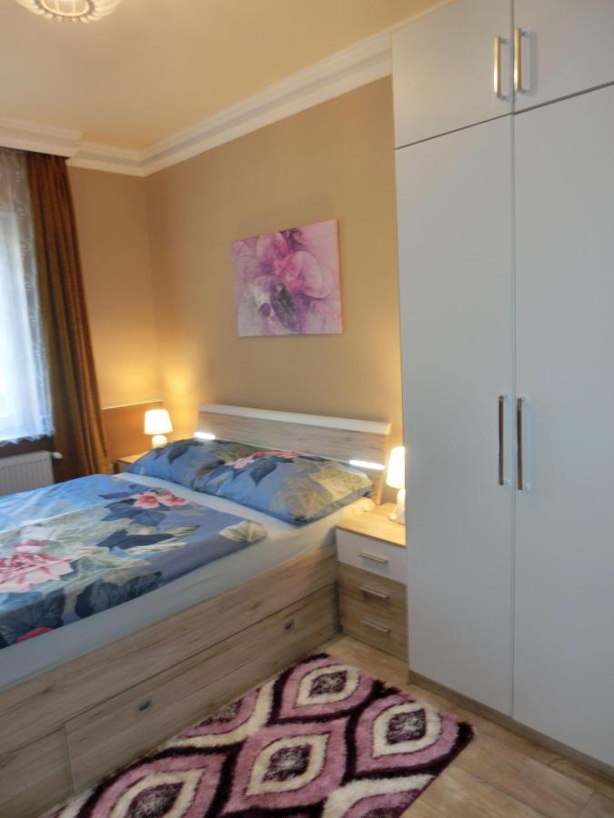 Pilis Apartman Piliscsaba Luaran gambar